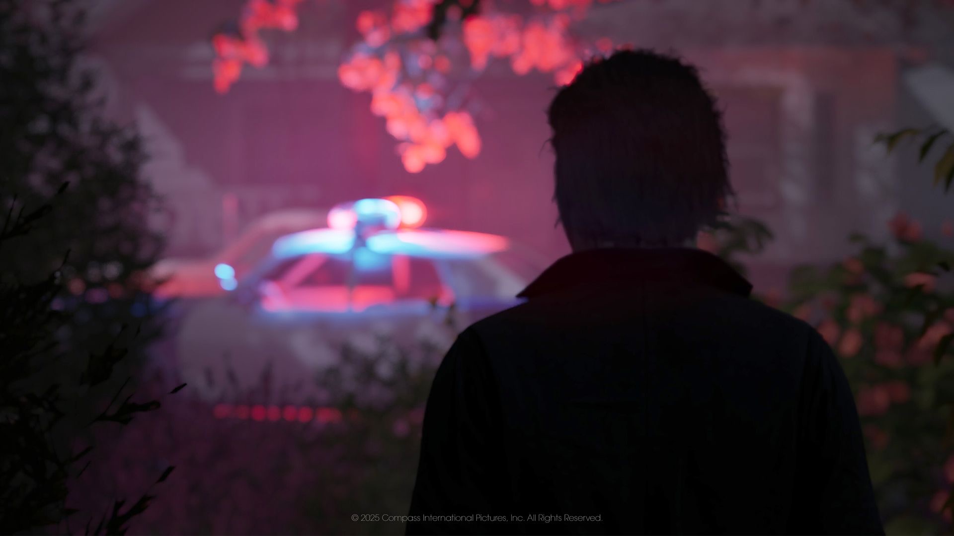 Official Halloween: The Game screenshot — Michael Myers stalking a Haddonfield home